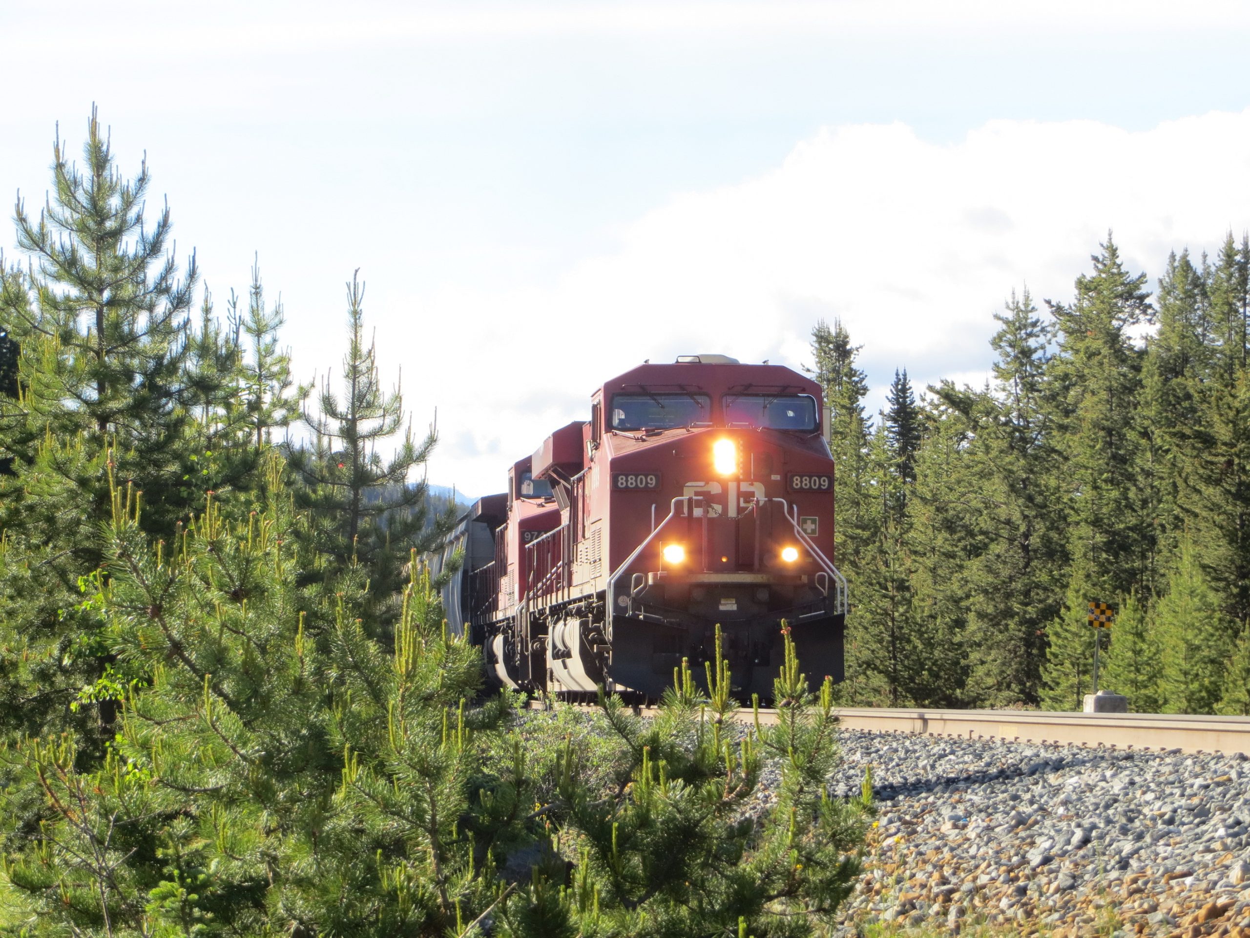 Ilustrasi lokomotif Canadian Pacific