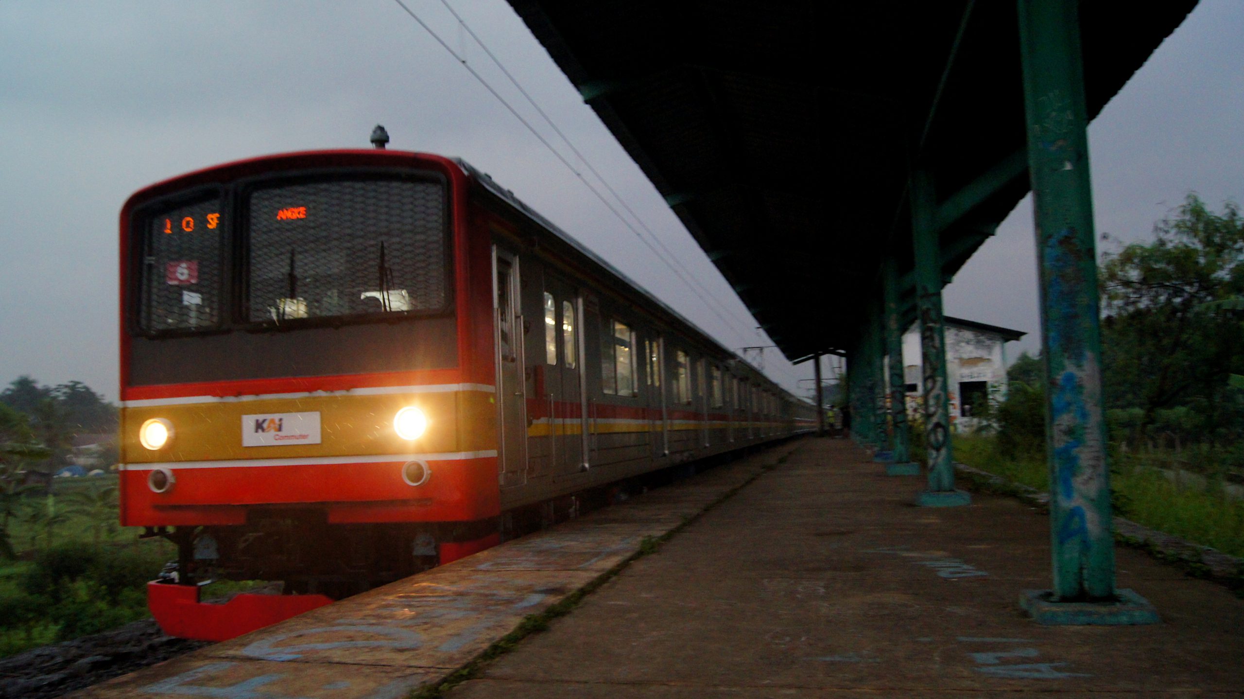 KRL Stasiun Pondok Rajeg
