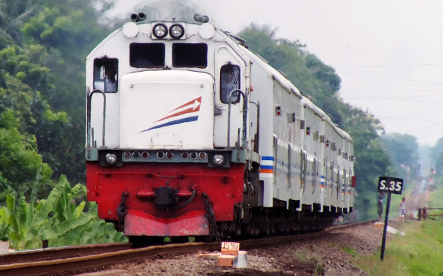 lokomotif cc201
