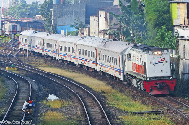 lokomotif cc201