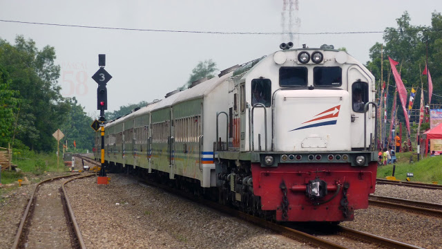 lokomotif cc201
