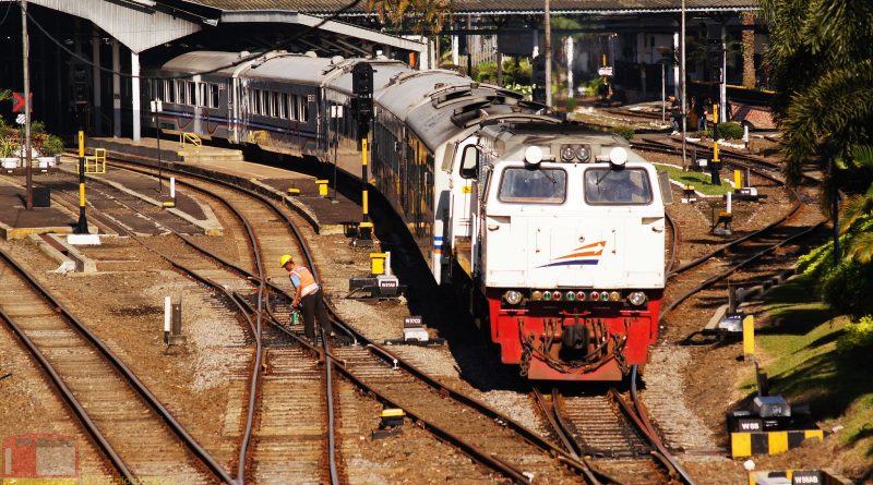 kereta api di bandung