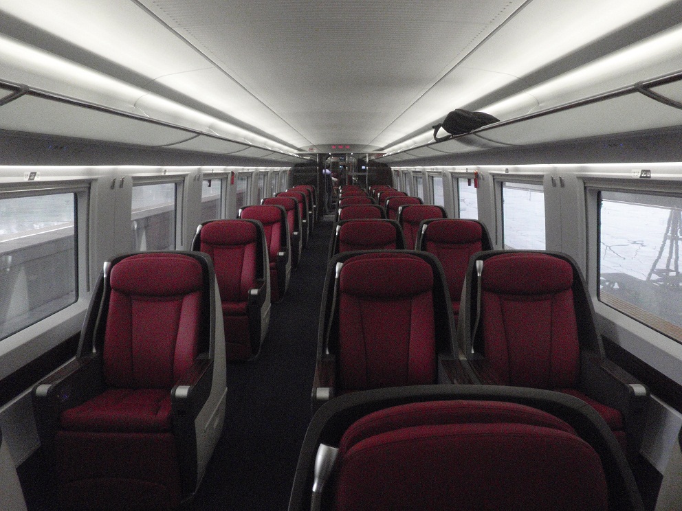 Interior kelas Bisnis kereta cepat Tiongkok | Foto: