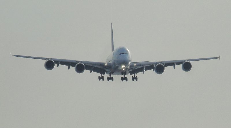 Pesawat Emirates A380