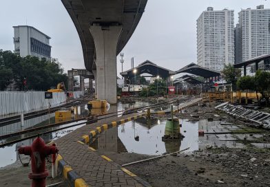 Siklon Senyar, Layanan KA di Sumut, Aceh, dan Thailand Lumpuh