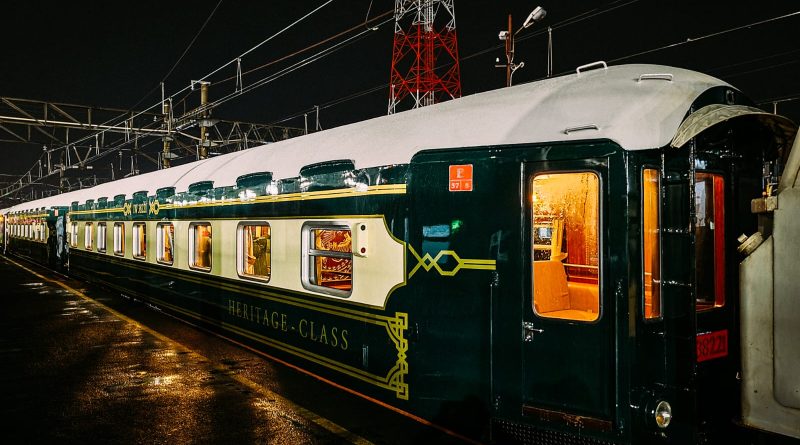 Rangkaian Kereta Heritage Class Jalani Uji Coba ke Cianjur