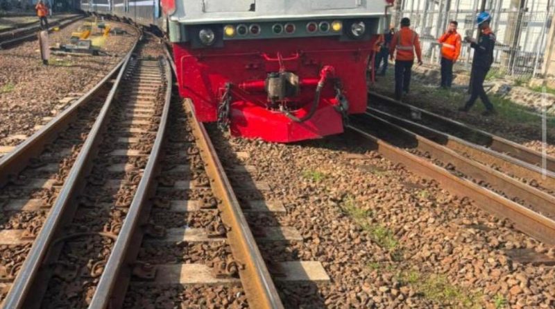 KA Jaka Tingkir dan KA Serayu Bersenggolan di Stasiun Pasar Senen, Operasional Lin Cikarang Terganggu