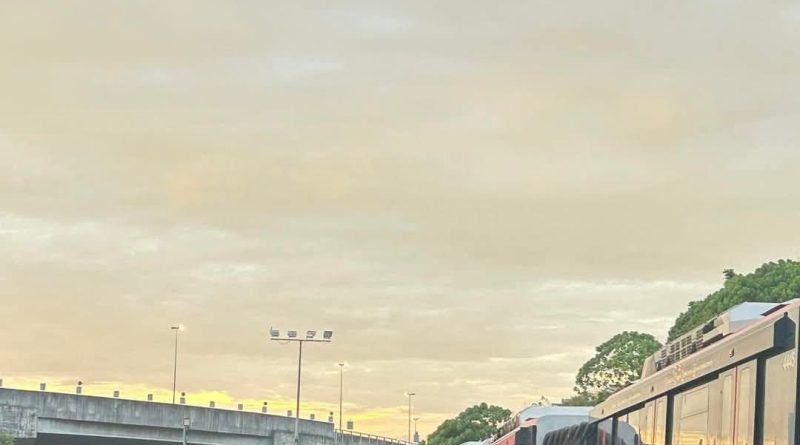 LRT RapidKL Lin Ampang “Ngedrift” di Stasiun Chan Sow Lin