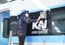 Kereta api Cikuray Menggunakan Kereta Ekonomi Kerakyatan dan Kereta Petani-Pedagang