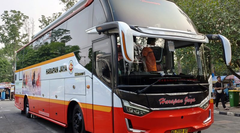 Bus Harapan Jaya