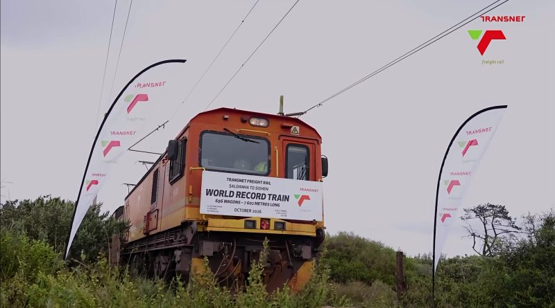 Perusahaan Kereta Api Afrika Selatan Pecahkan Rekor Kereta Barang Terpanjang di Dunia